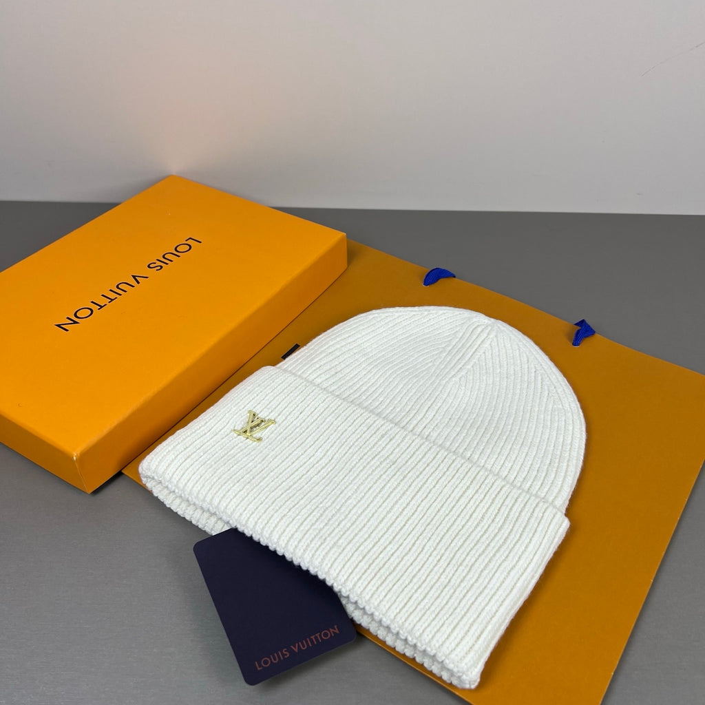 M1R96E32 Fashion hats