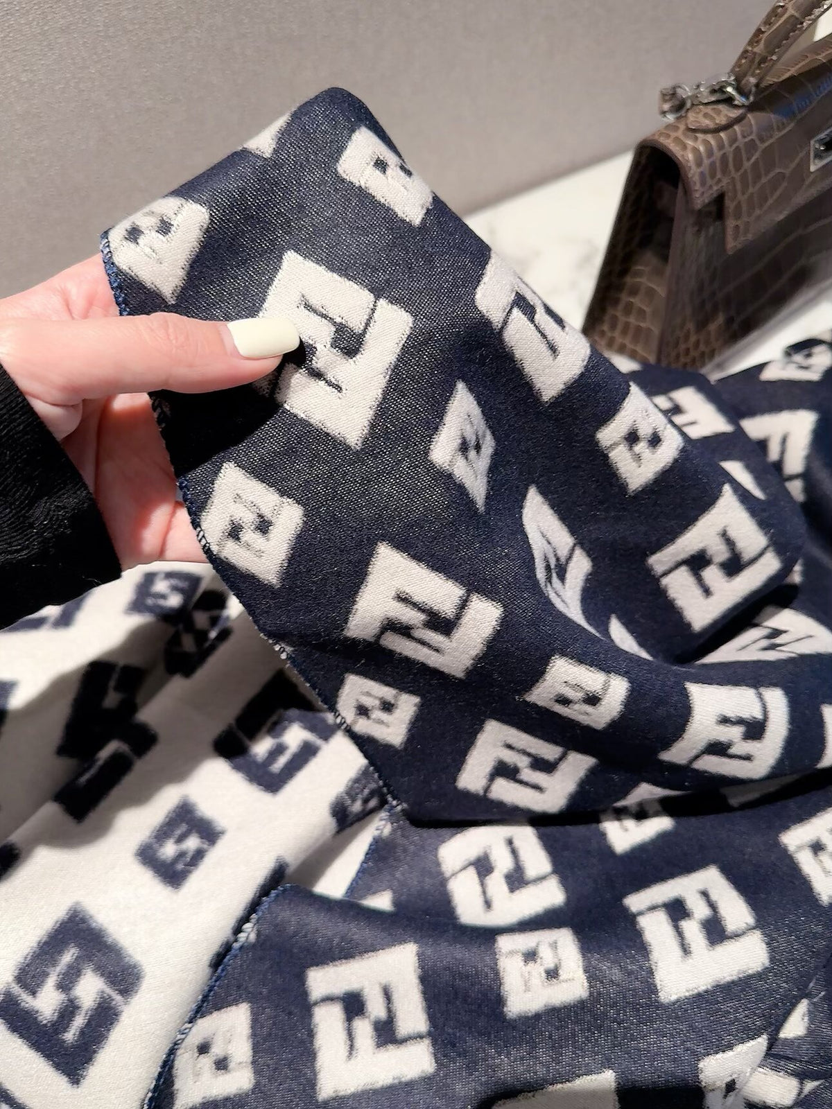 W1R106F54 Fashion Winter Scarves