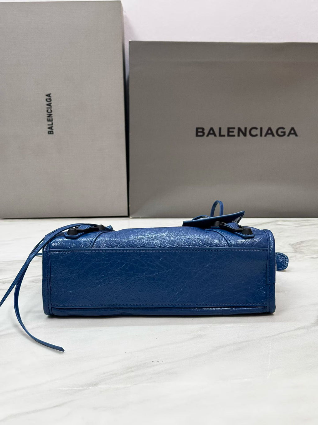 B1R96J3 Popular leather bag