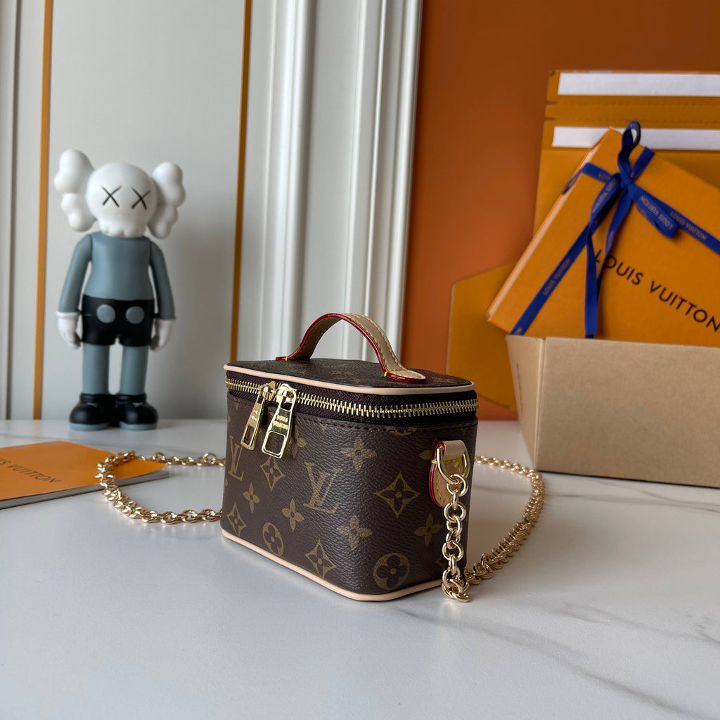 156NE20B Popular leather bag