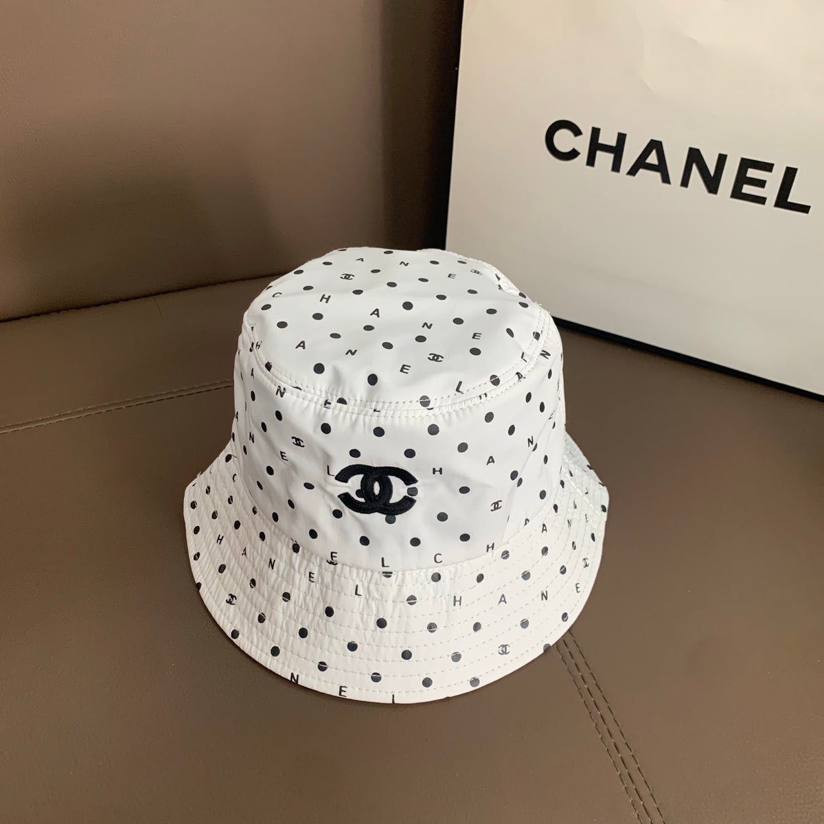 M1R96C3 Fashion hats