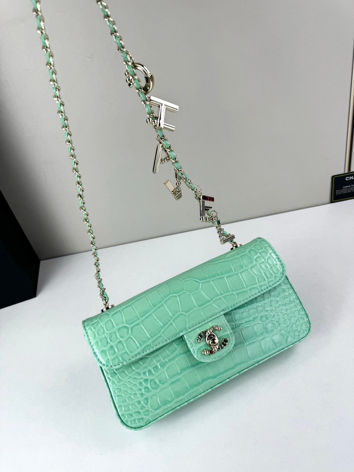 B1N96C1 Popular leather bag