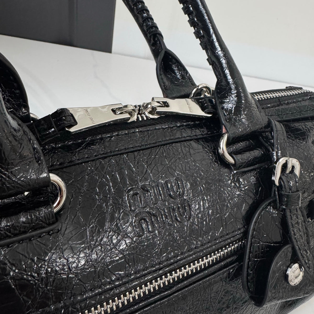 B1R76A21 Fashion leather bag