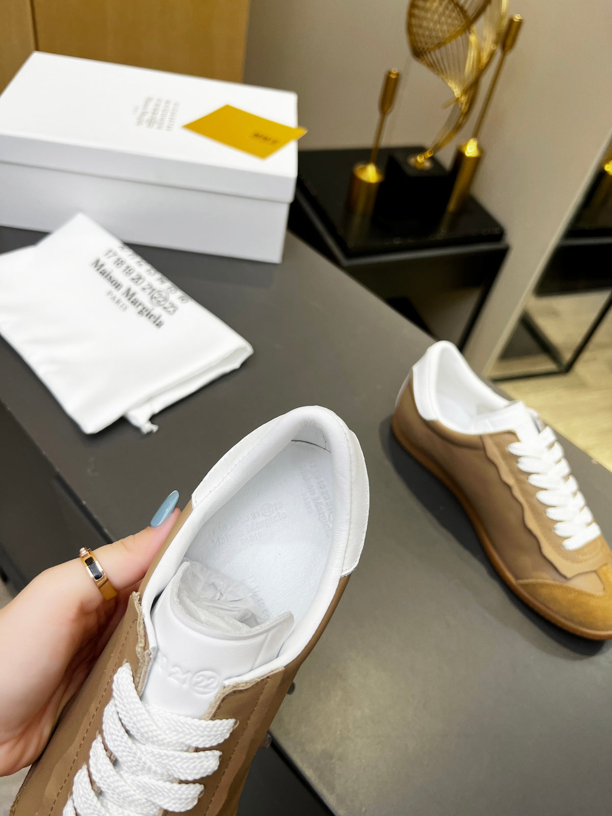 Z2X76A4 Popular high-quality leather shoes