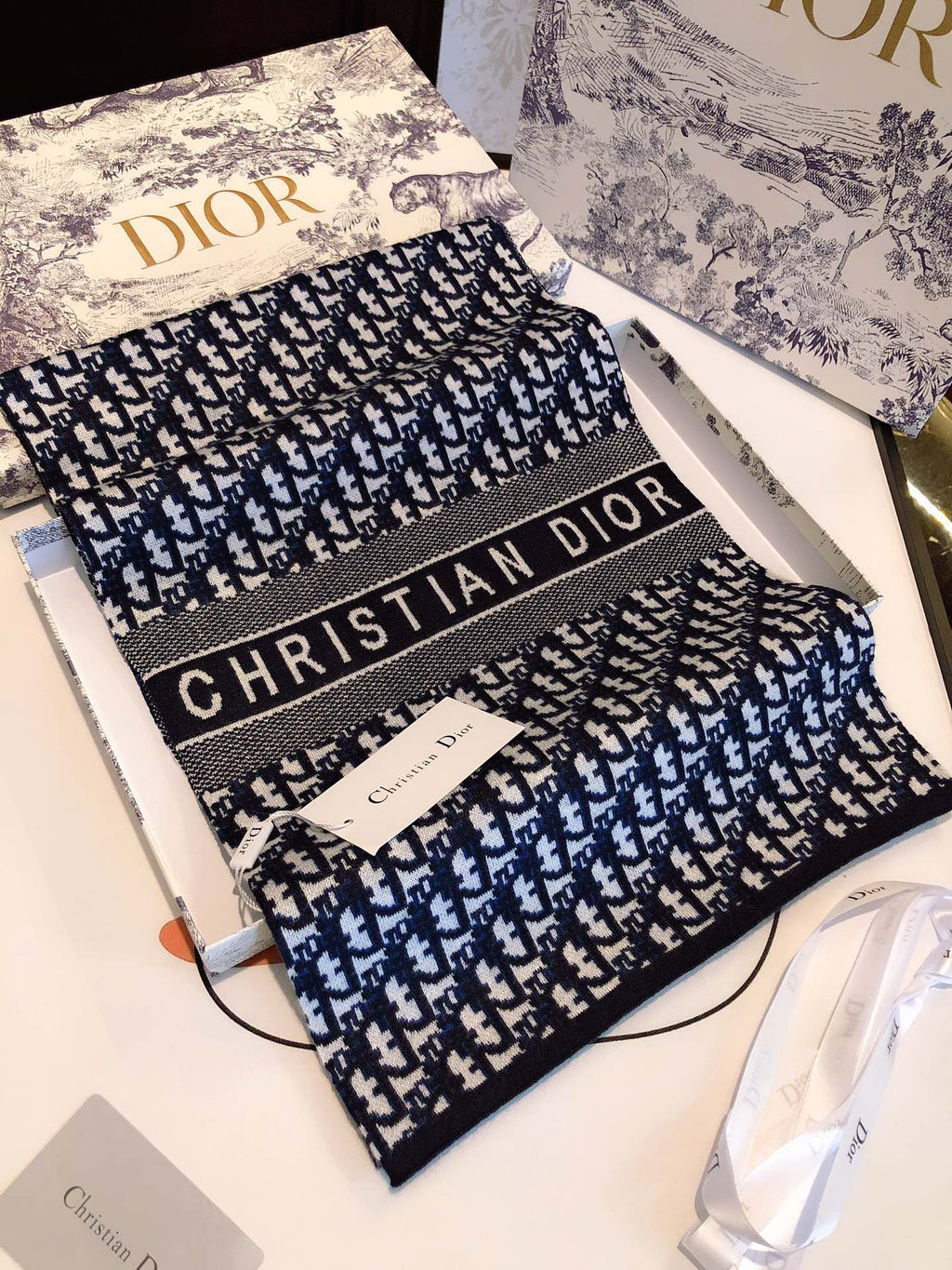 W1R96D11 Popular Winter Scarves