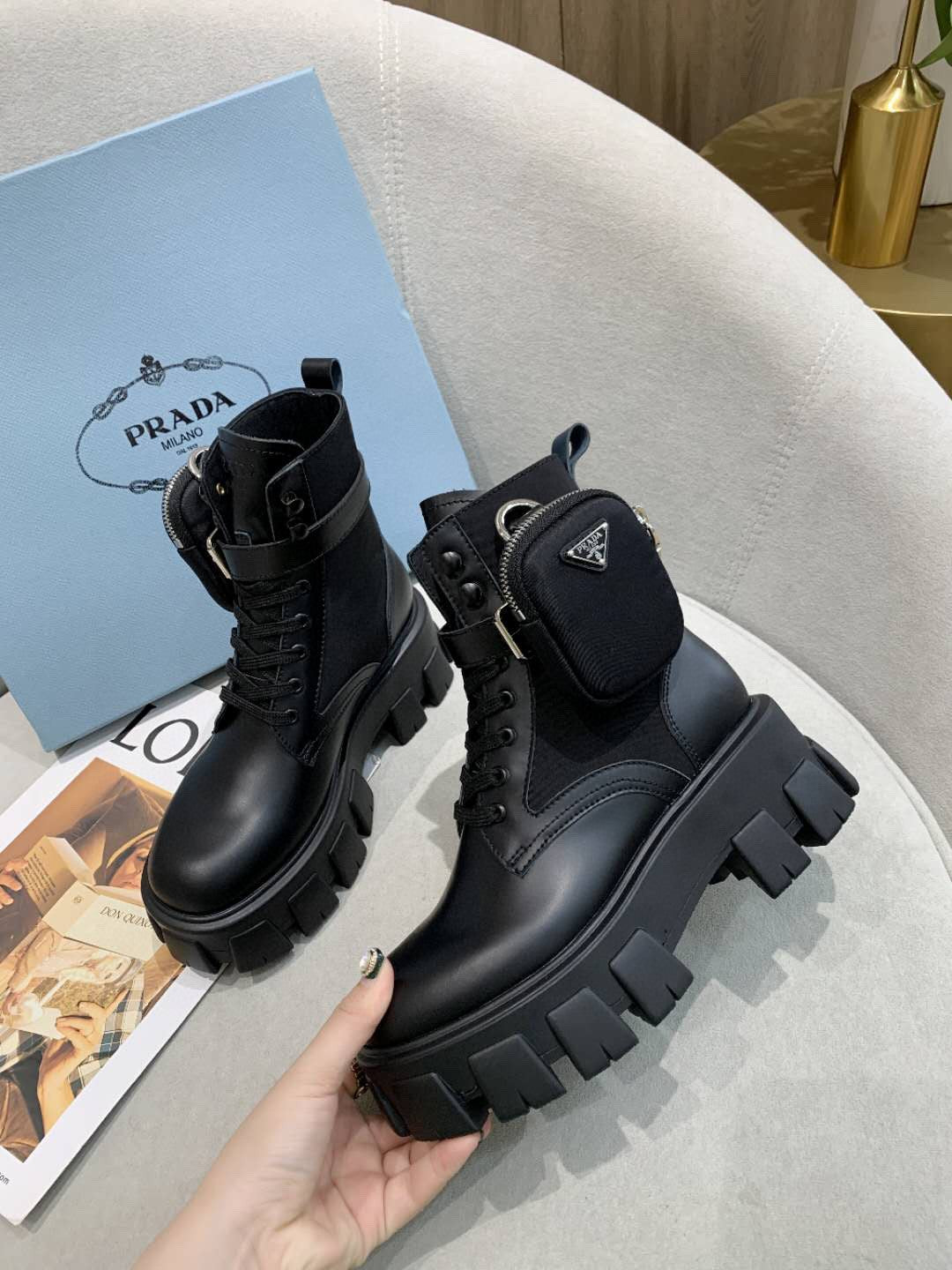 Z2P96P27 Popular high-quality leather shoes