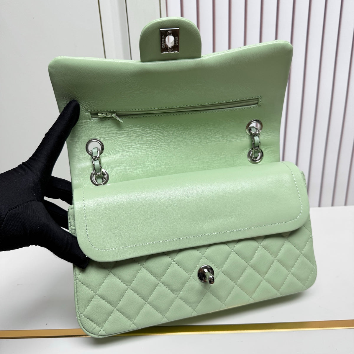 B1R76C11 Fashion leather bag