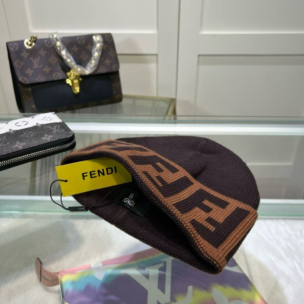 M1R86F79 Fashion hats