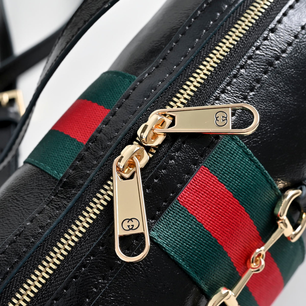 B1N96U30 Fashion bag
