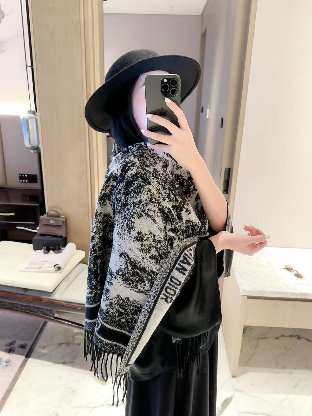W1R96D128 Popular Winter Scarves