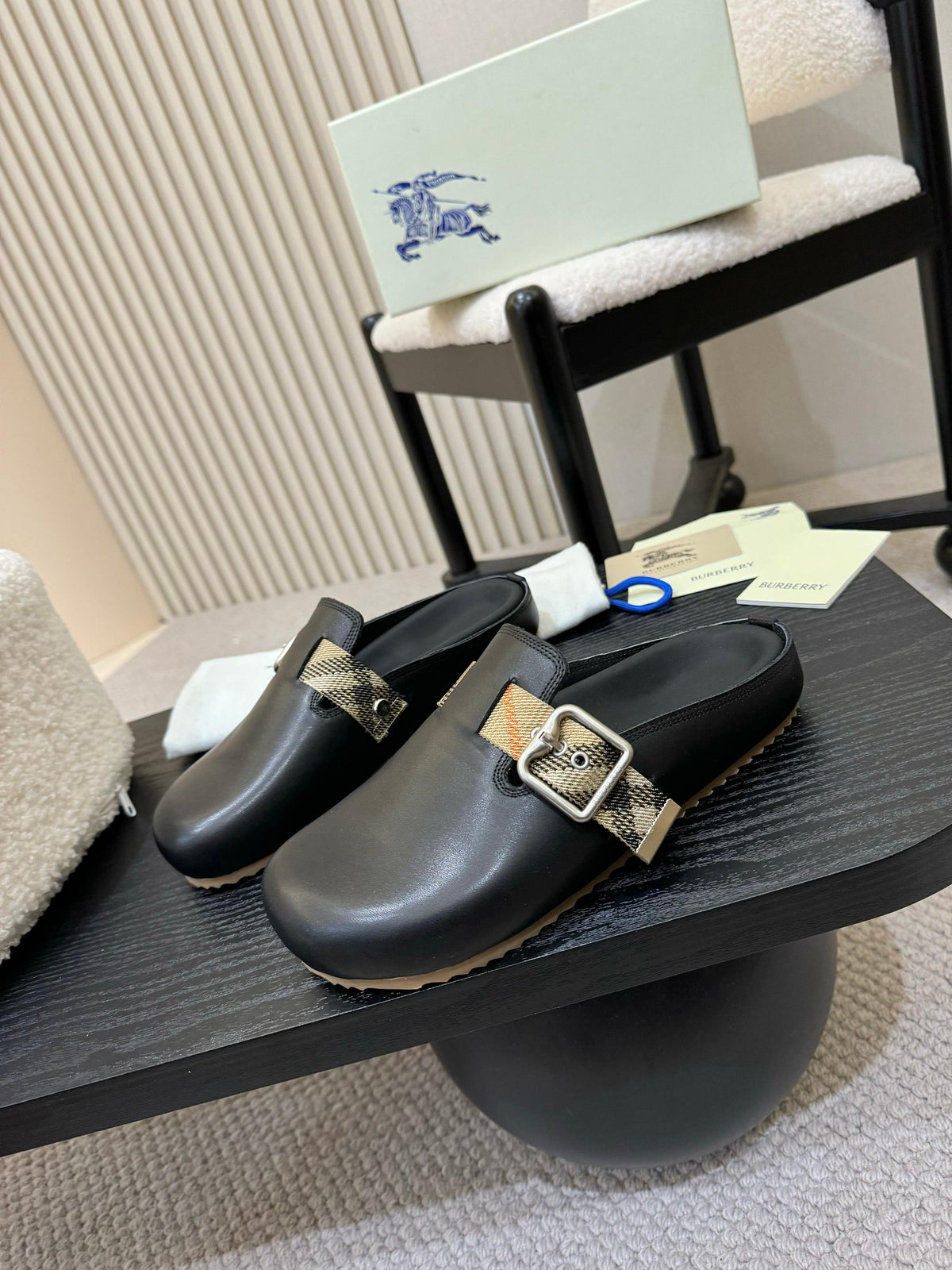 2105QR242Z Popular high-quality  Shoes