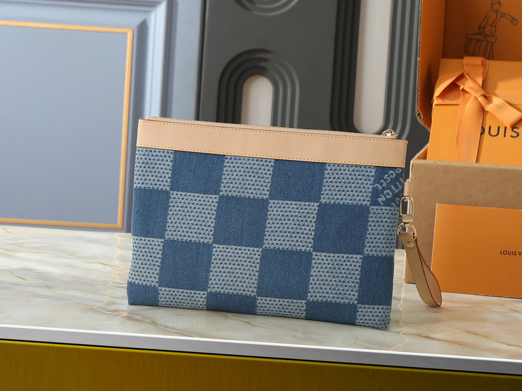 B1R76E55 Fashion bag