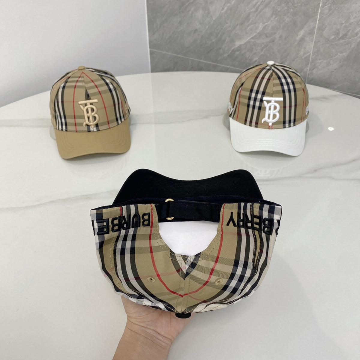M1R86R124 Popular hats