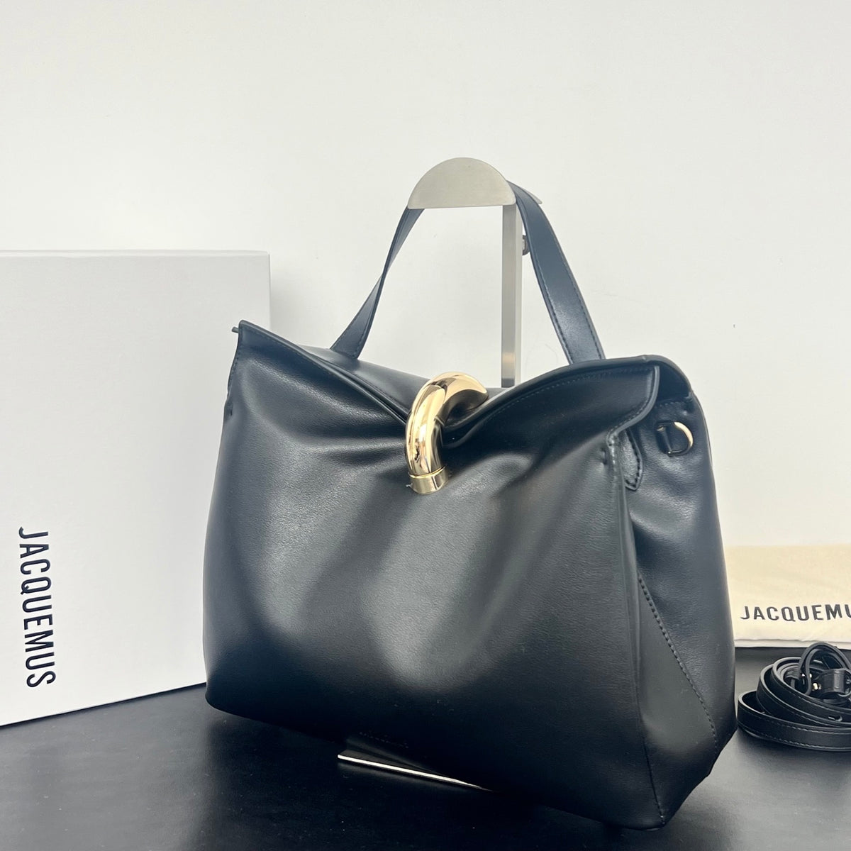 B1R106A2 Fashion leather bag