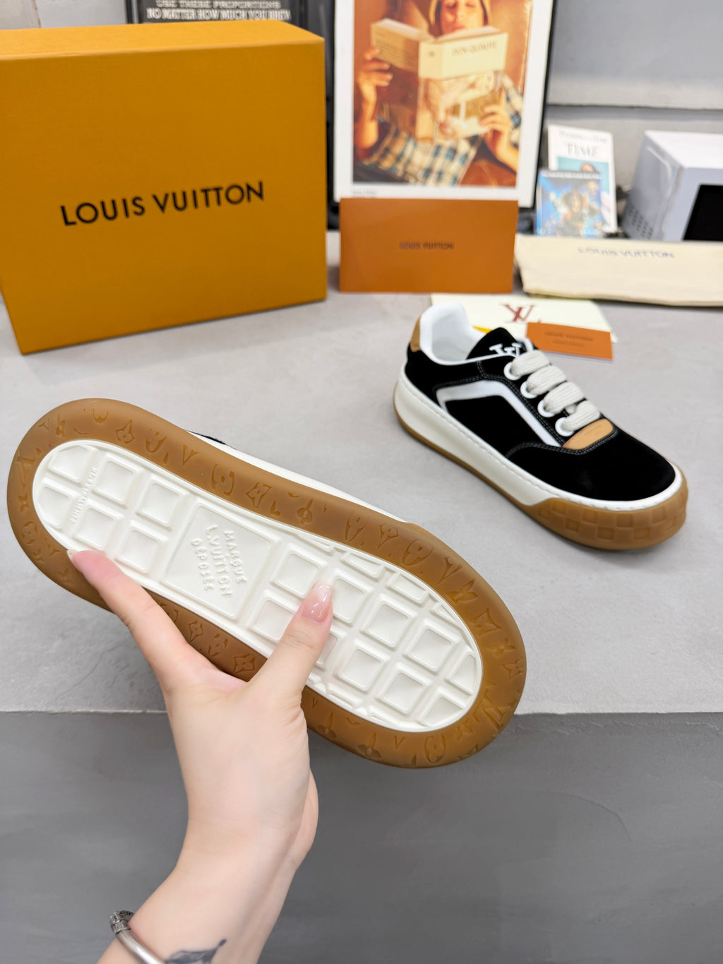 Z2P96E3 Popular high-quality leather shoes