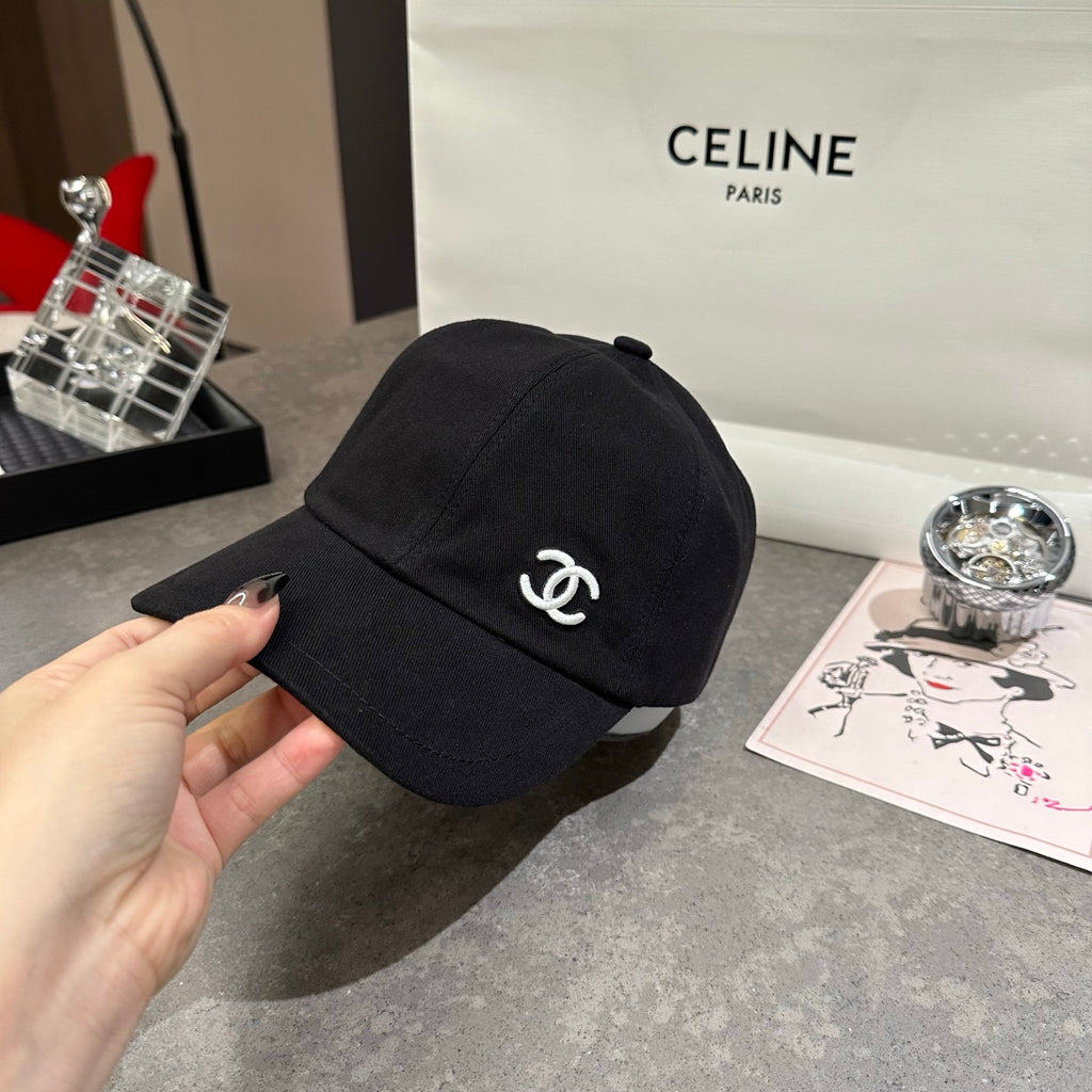 M1N76C6 Fashion hats