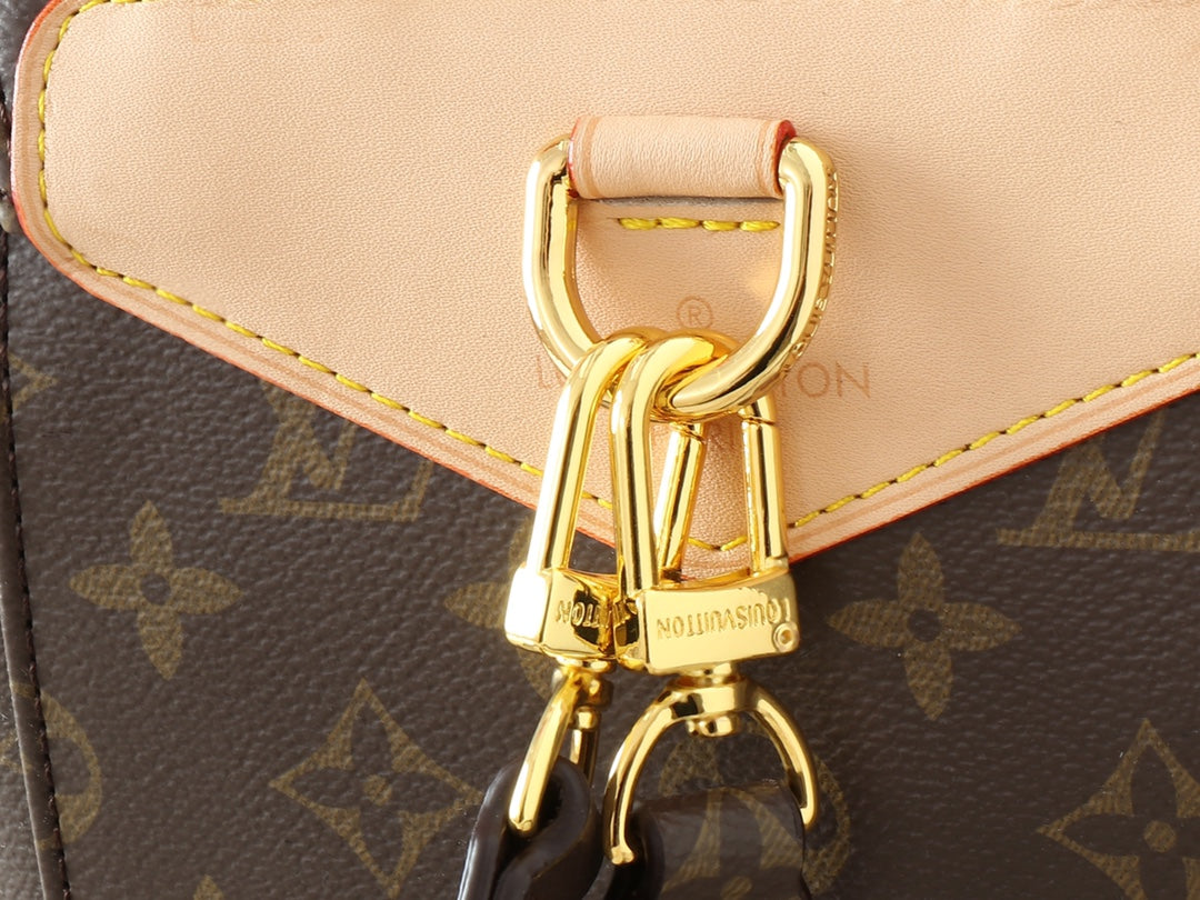 146PE176B Popular leather bag