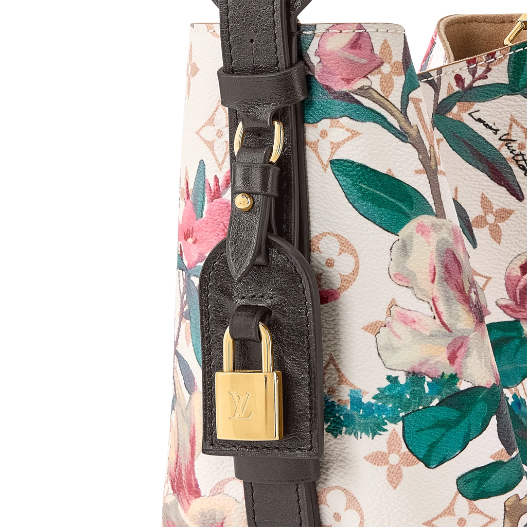 B1R76E37 Trendy classic high-quality coated canvas bags