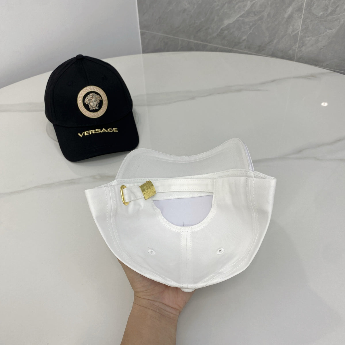 M1R86V121 Popular hats
