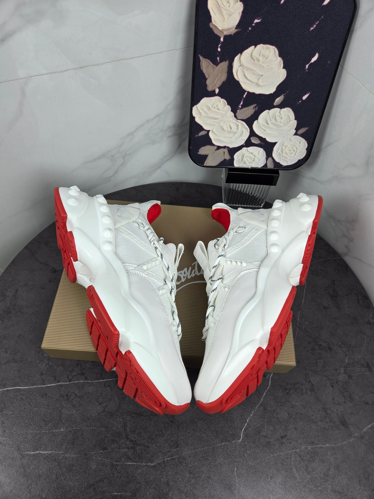 Z2P96A13 Fashion high-quality shoes