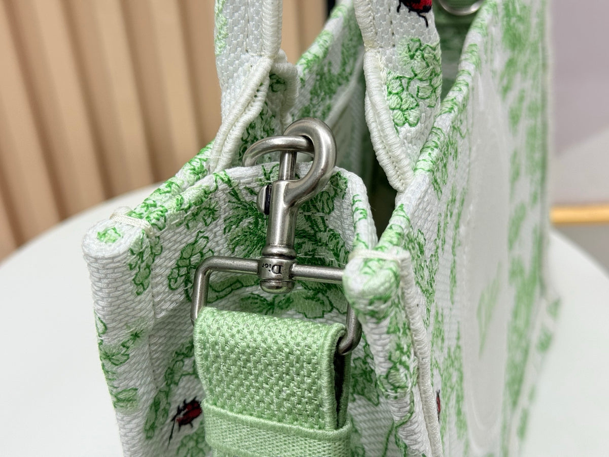 B1R76D08 Fashion canvas bag