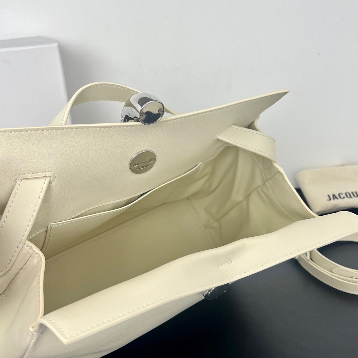 B1R106A2 Fashion leather bag