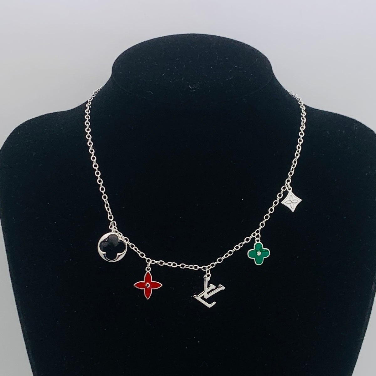 15QE3X Popular Necklace