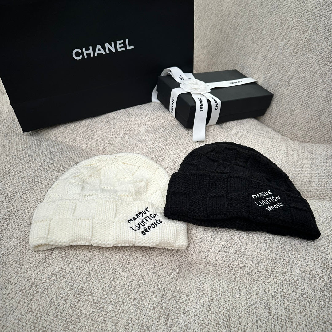 M1R86E9 Fashion hats