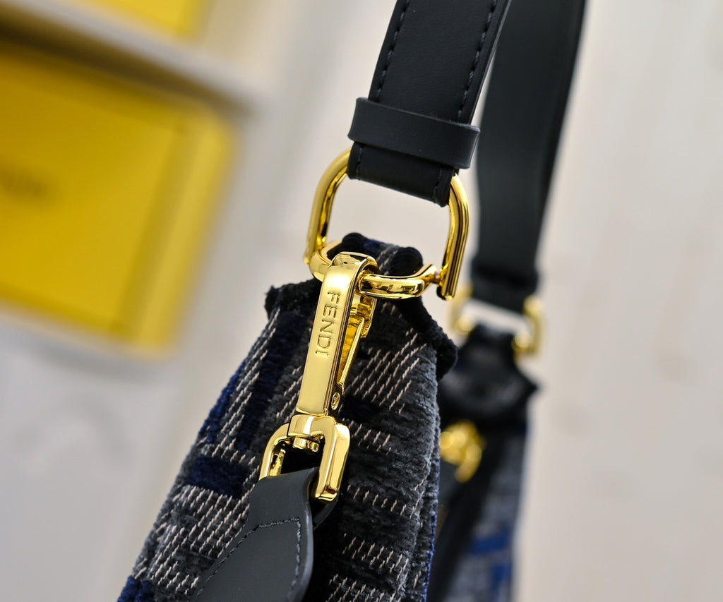 B1X66F3 Fashion high-quality canvas bag