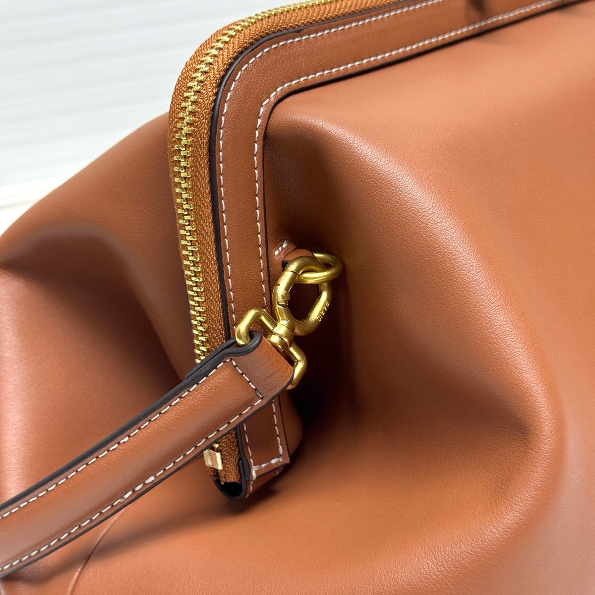 B1R106N1 Fashion leather bag
