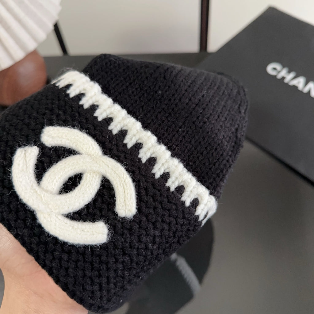 M1R86C26 Fashion hats