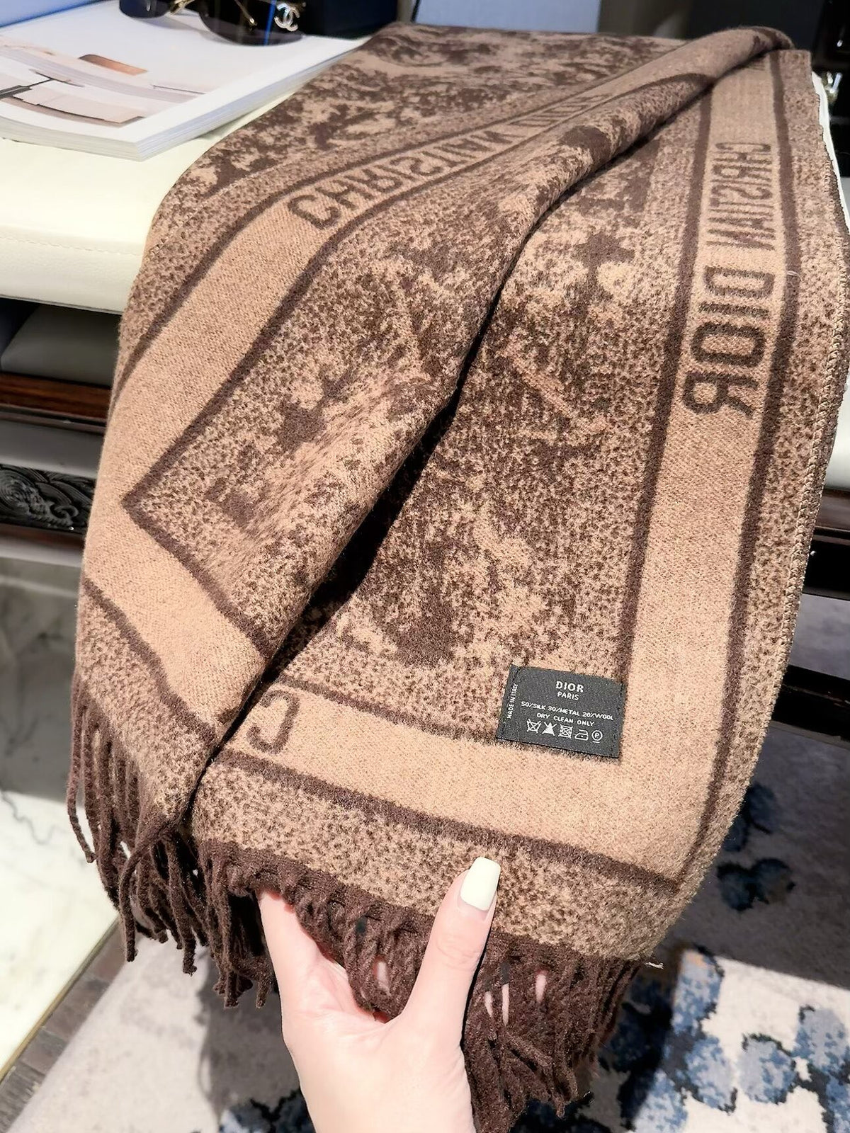 W1R96D128 Popular Winter Scarves