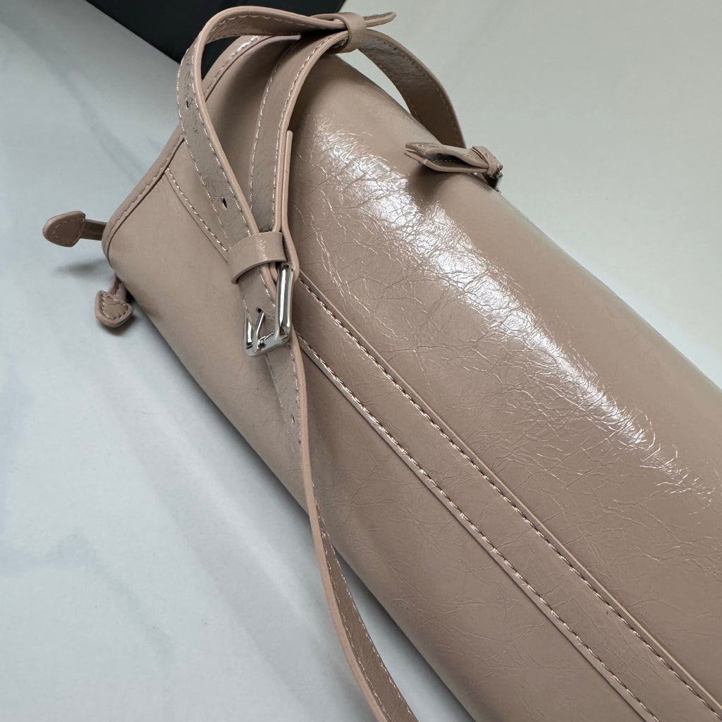 B1R76A21 Fashion leather bag