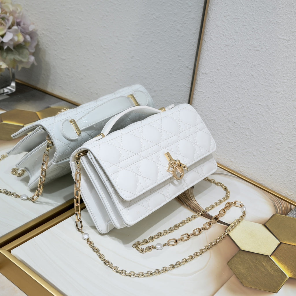 136ND27B Popular leather bag