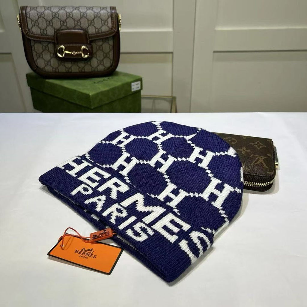 M1R86H43 Fashion hats