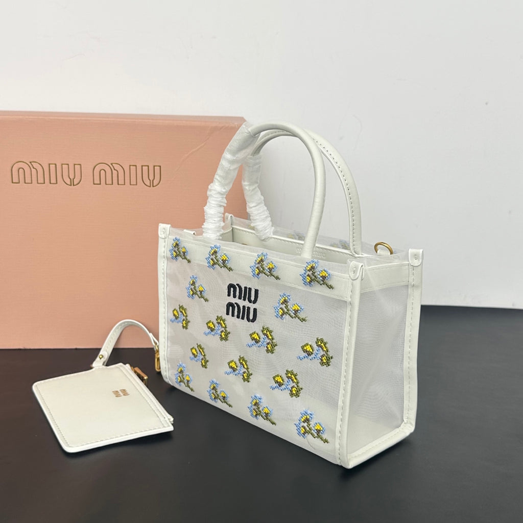 B1R76A36 Fashion bag