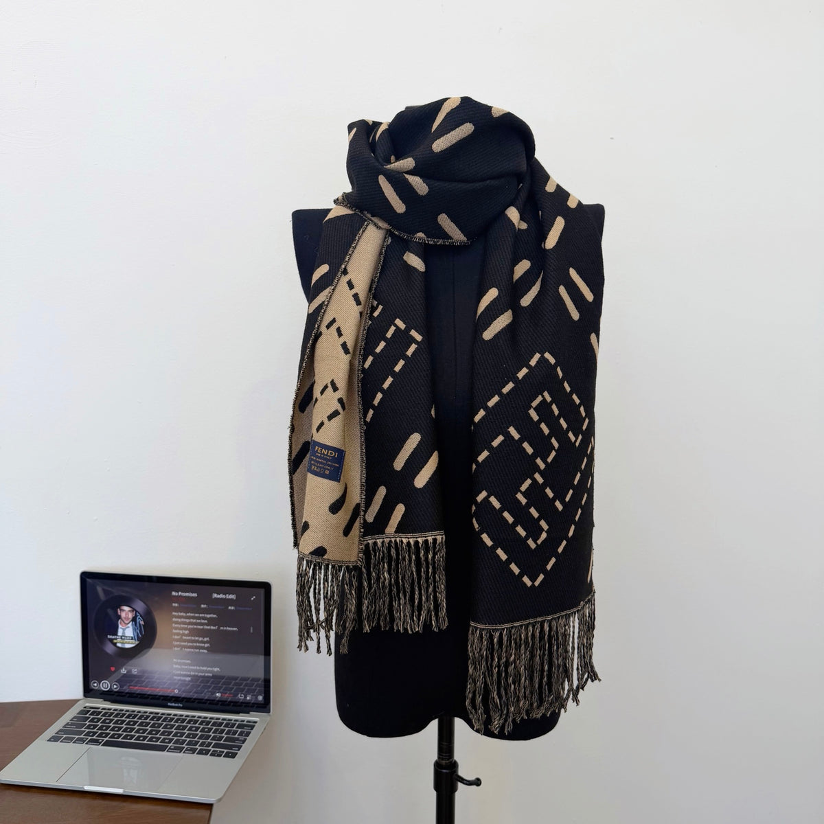 W1R86F81 Popular Winter Scarves