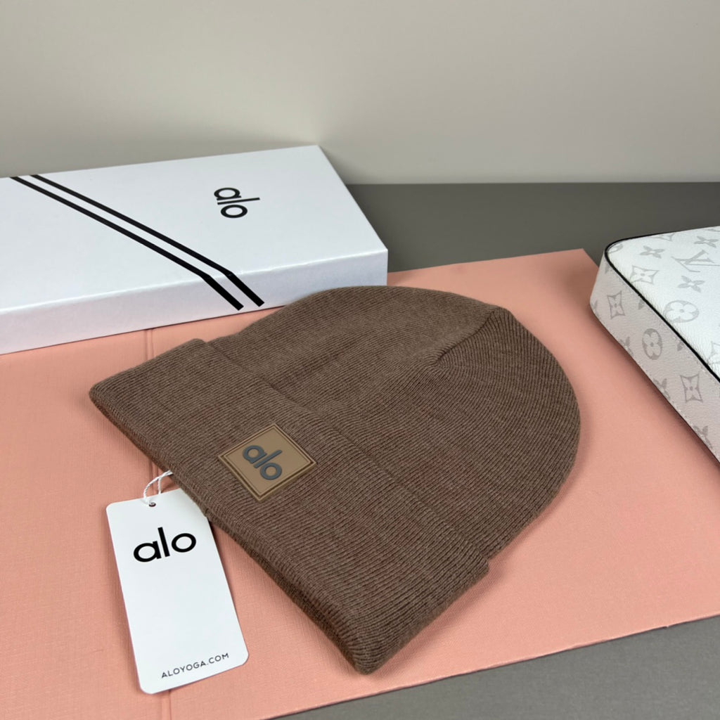 M1R96A30 Fashion hats