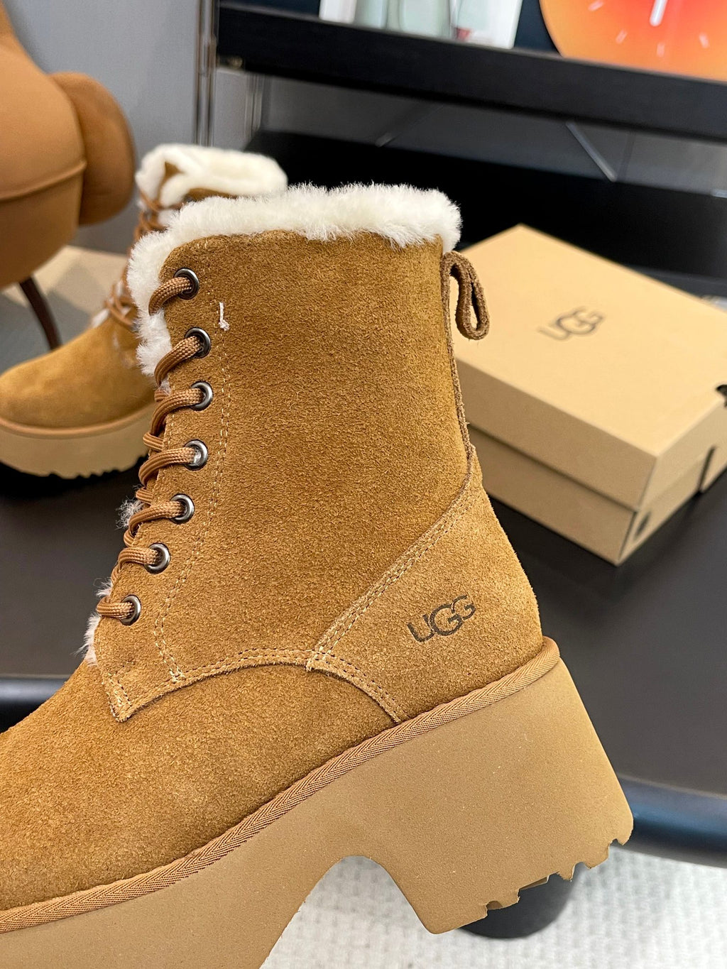 Z2P106U27 Fashion high-quality Boots