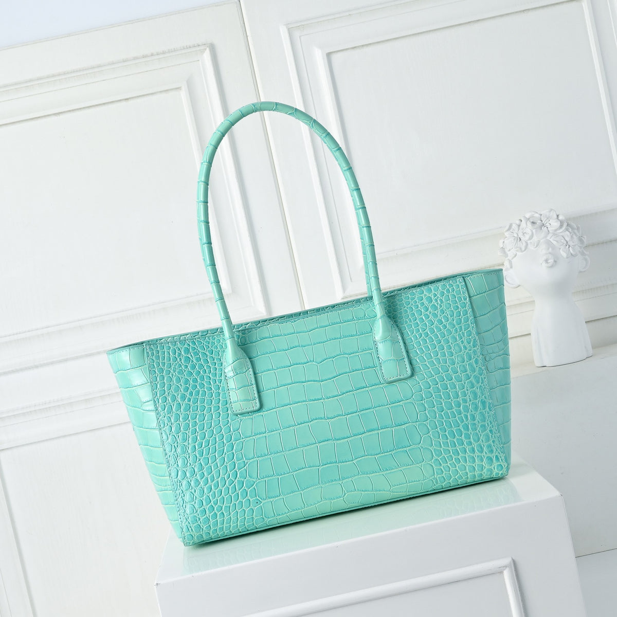 B1P46C178 Popular leather bag