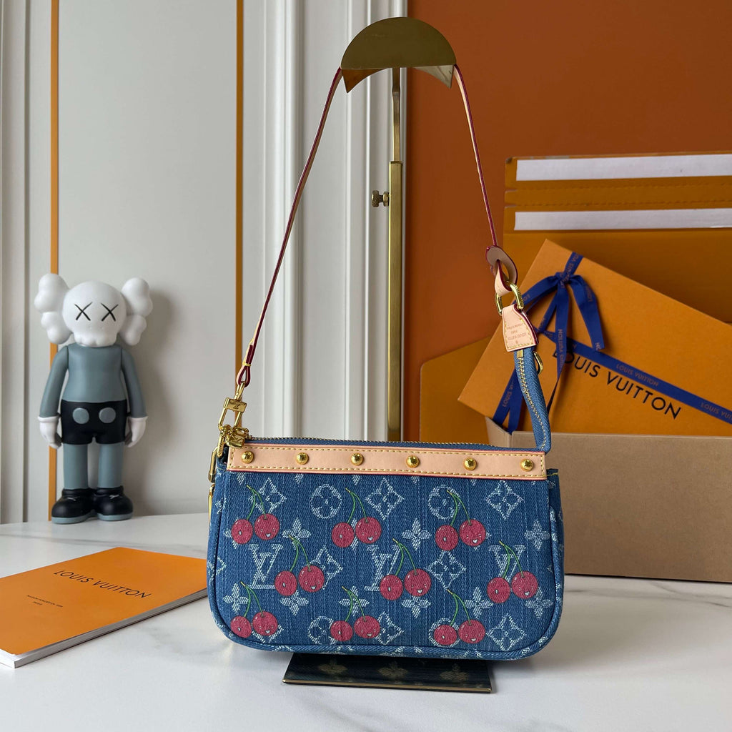 165NE119B Popular   Cowboy bag