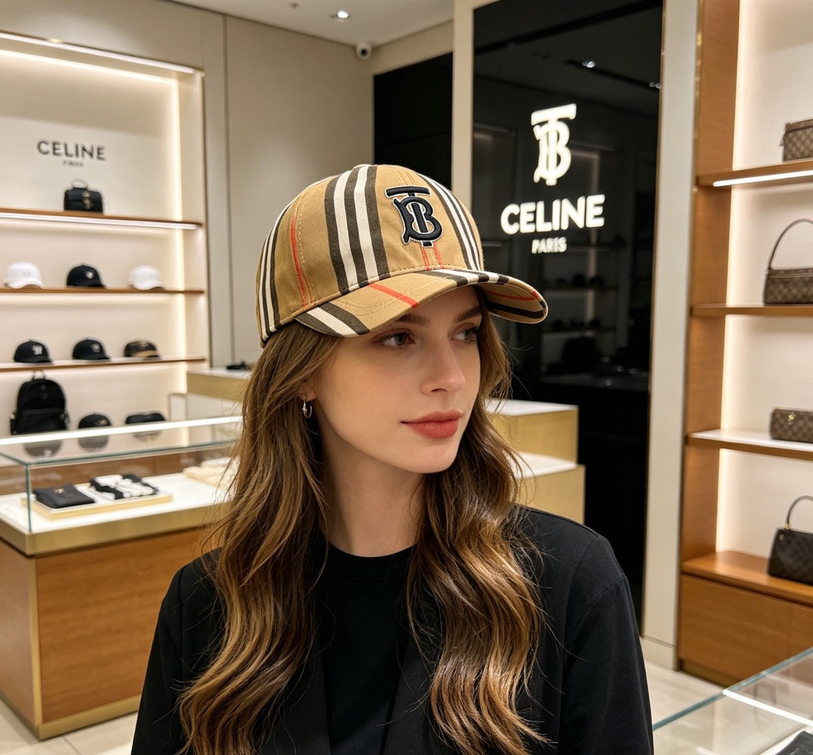 M1R76R10 Fashion hats