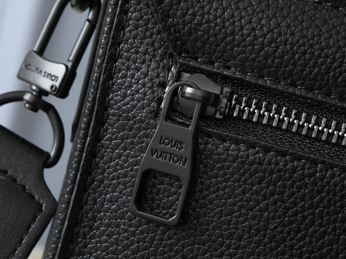 136PE78B Popular leather bag