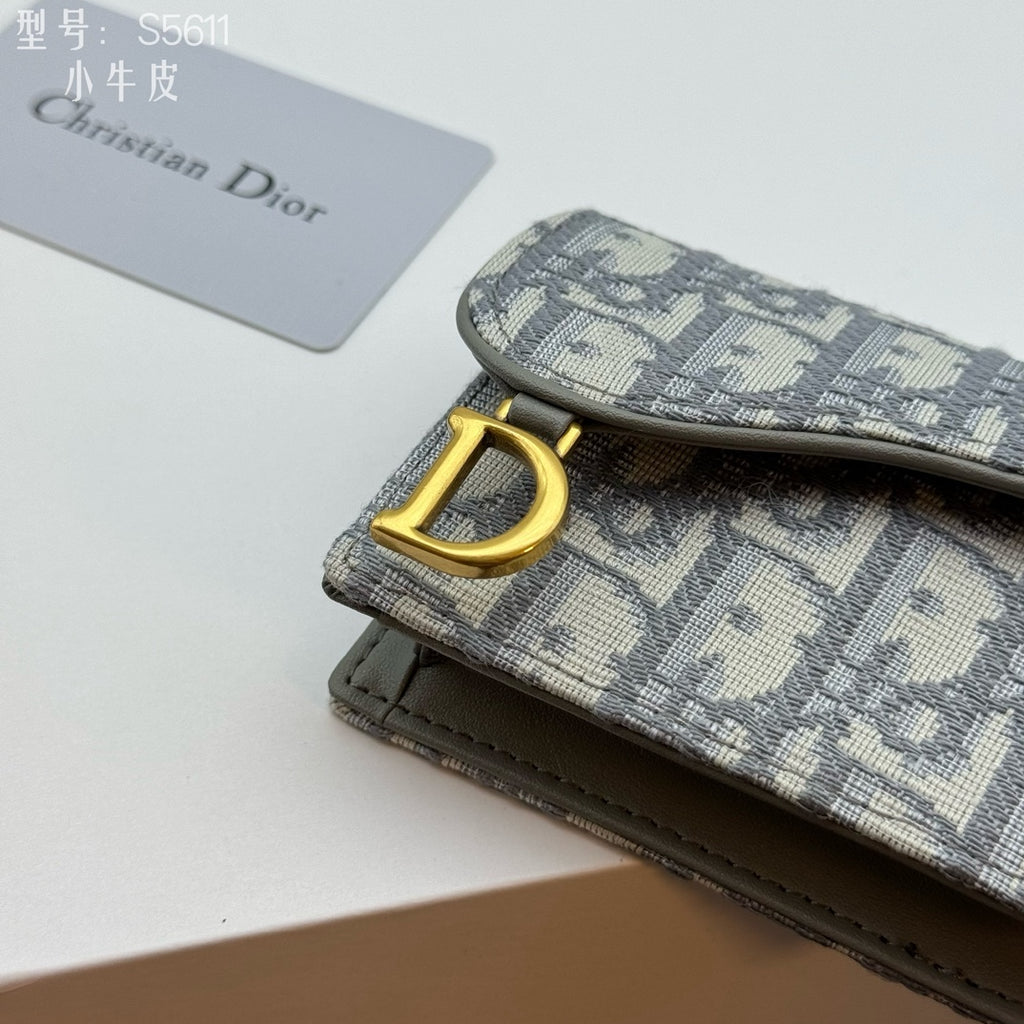 B1X76D5 Fashion wallets
