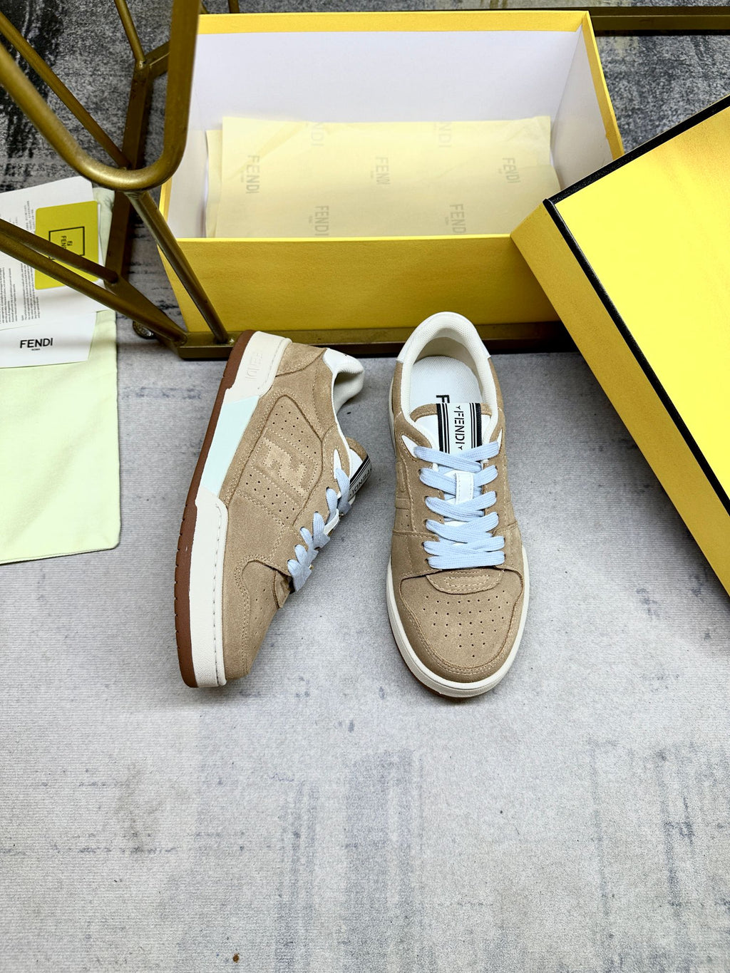 Z2P96F16 Popular high-quality shoes