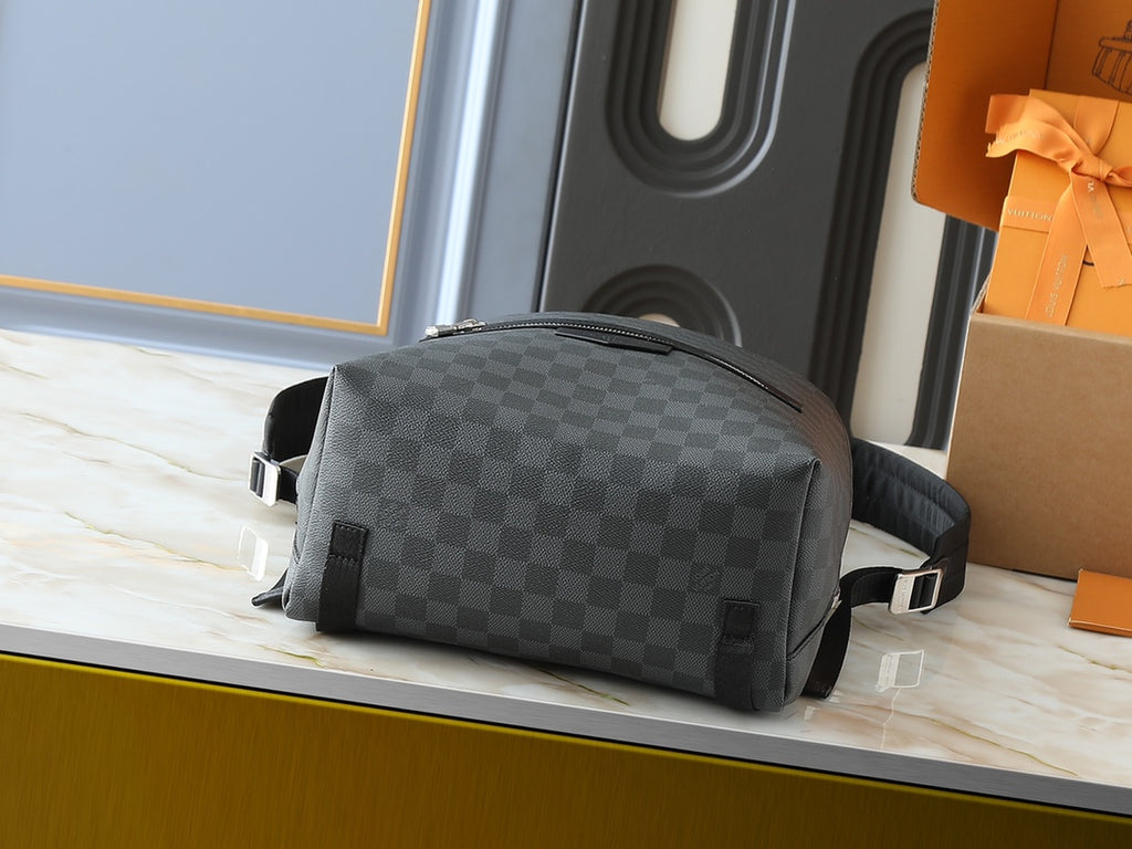 B1X66E3 Fashion leather bag
