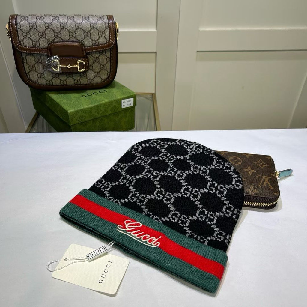 M1R86B48 Fashion hats