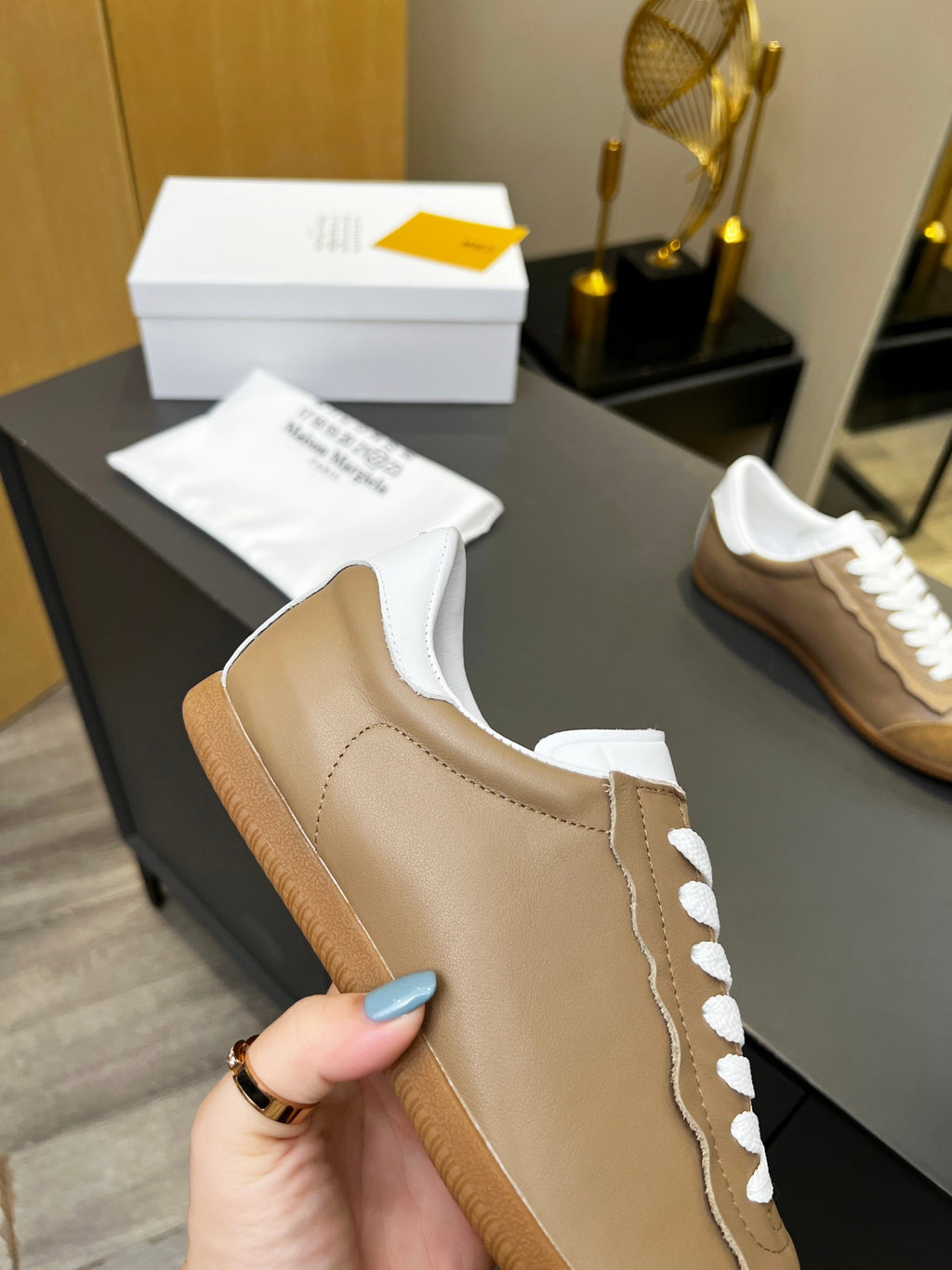 Z2X76A4 Popular high-quality leather shoes