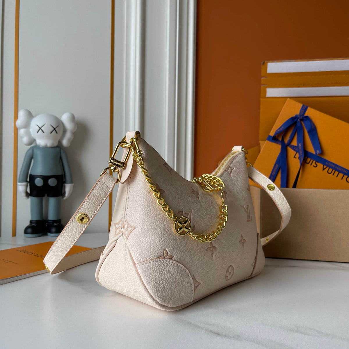 B1R76E04 Fashion bag