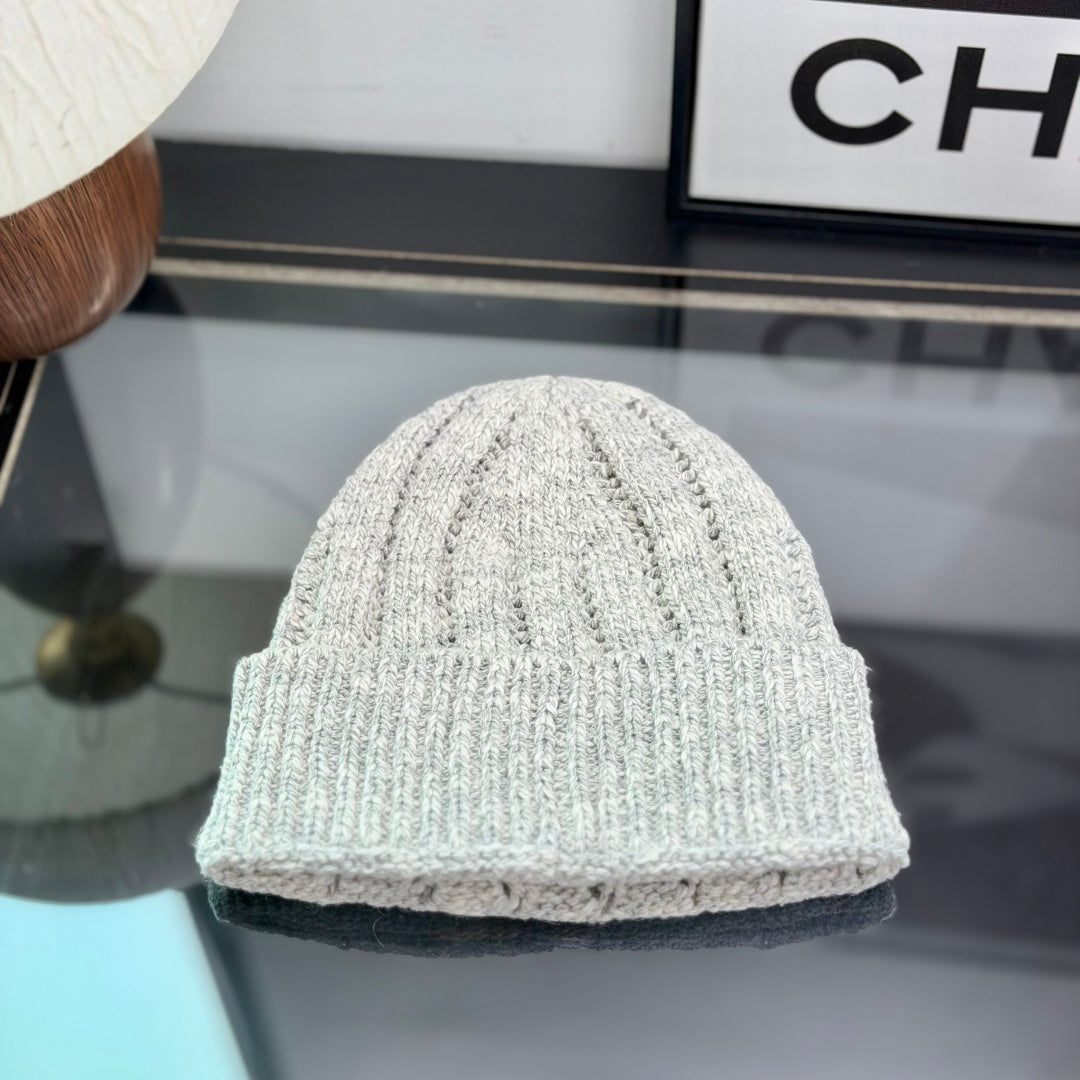 M1R96C27 Fashion hats